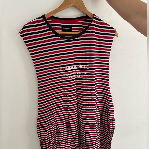 Muscle Surf Tee - Picture 1 of 2